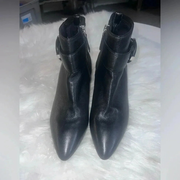 Aquatalia Black Buckle Pointed Toe Leather Booties 9.5 - Picture 2 of 7
